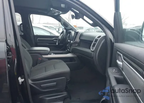 2021 Ram 1500 Big Horn 4X4 5'7 Box z USA, uszkodzony, nr VIN 1C6SRFFT8MN553496